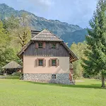 Primus Near Gorge - Happy Soča