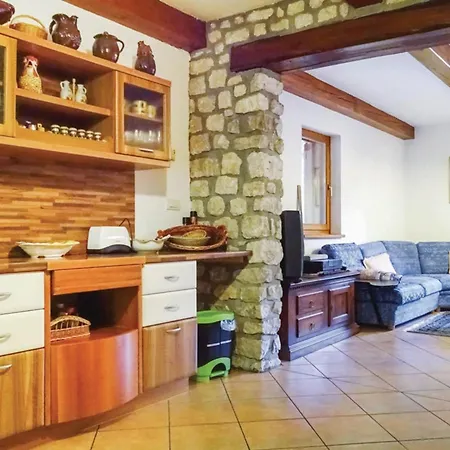 Chalet Primus Near Gorge - Happy Soca