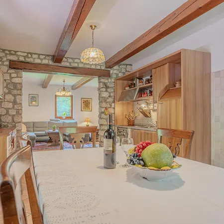 Primus Near Gorge - Happy