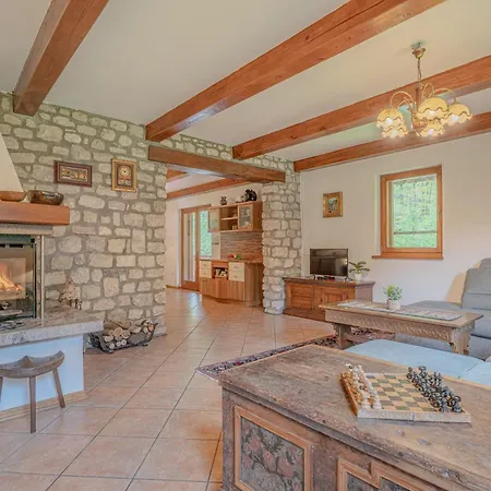 Primus Near Gorge - Happy * Soca